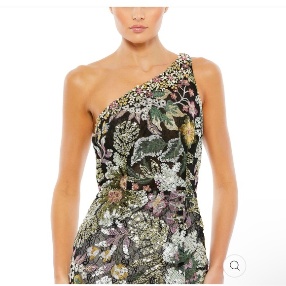 Mac Duggal EMBELLISHED FLORAL ONE SHOULDER GOWN STYLE 49574, SIZE 0/12 - Picture 5 of 17
